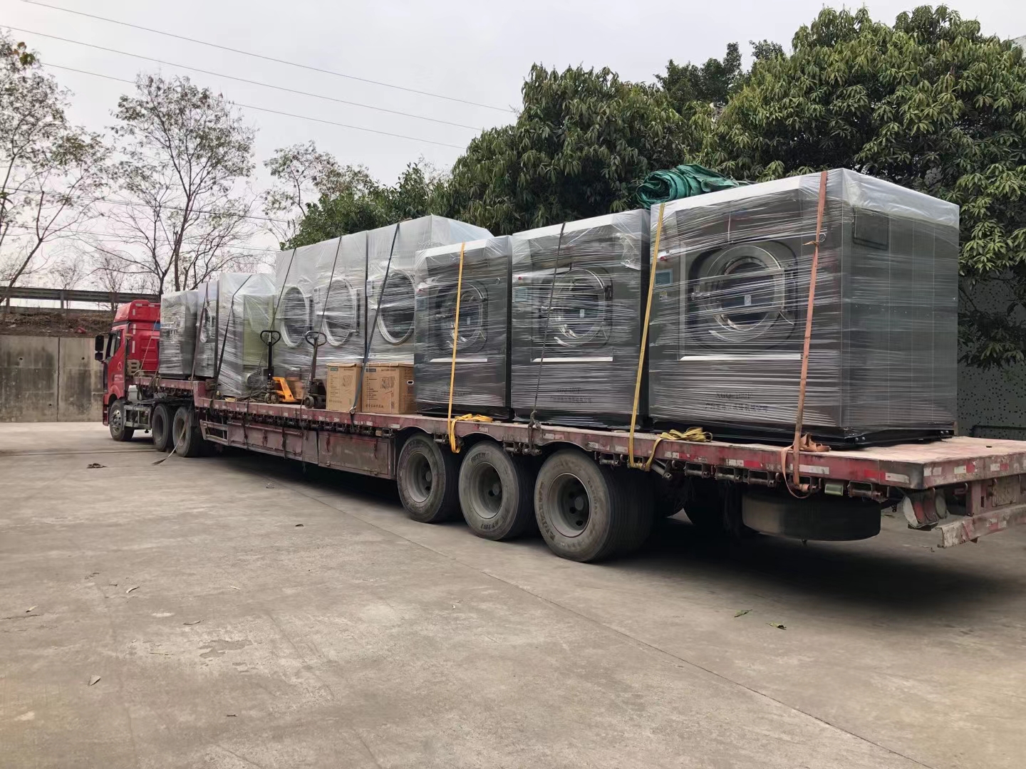 青島市度假酒店工業(yè)用洗衣機(jī)